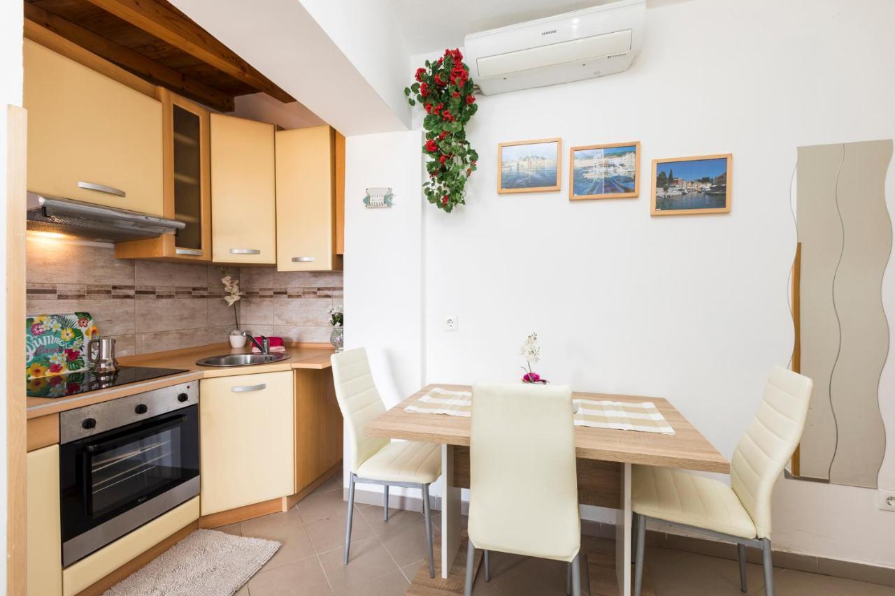 Apartmani I Soba Roberto I Mirjana Валун Экстерьер фото
