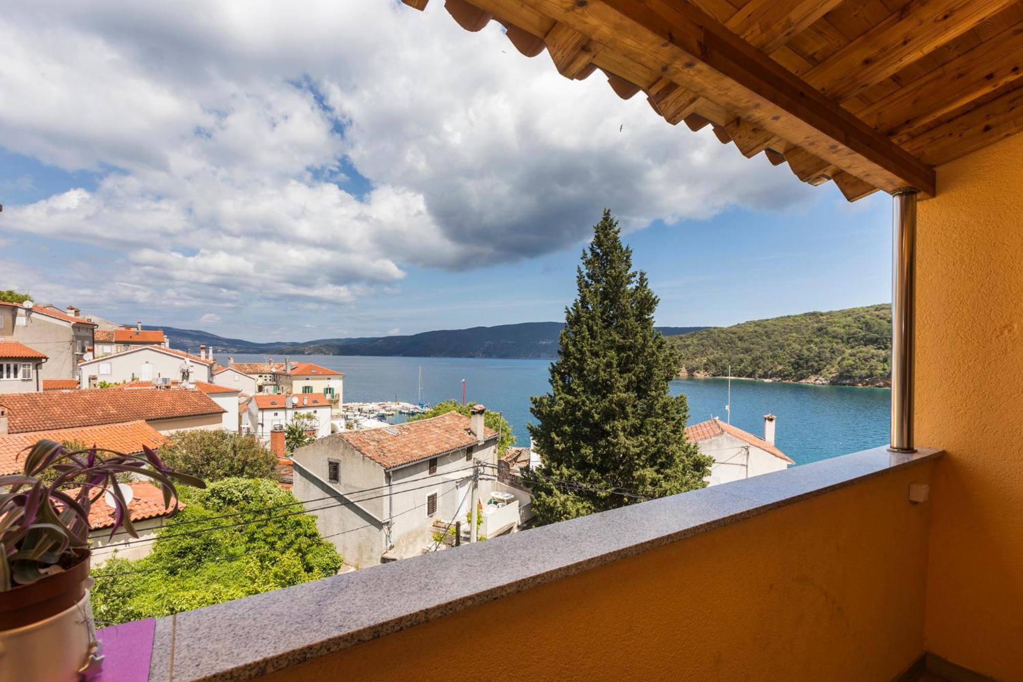 Apartmani I Soba Roberto I Mirjana Валун Экстерьер фото