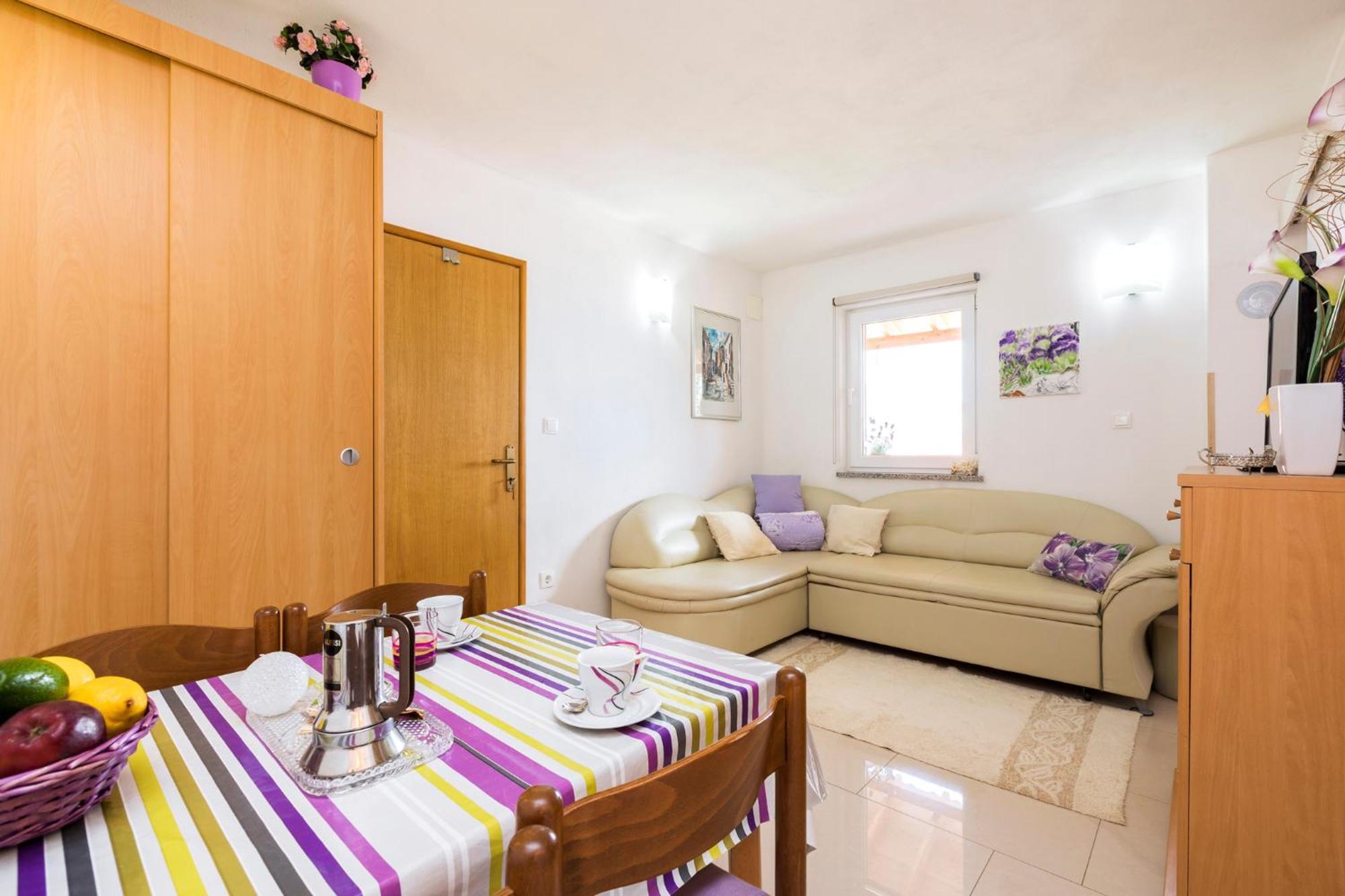 Apartmani I Soba Roberto I Mirjana Валун Экстерьер фото