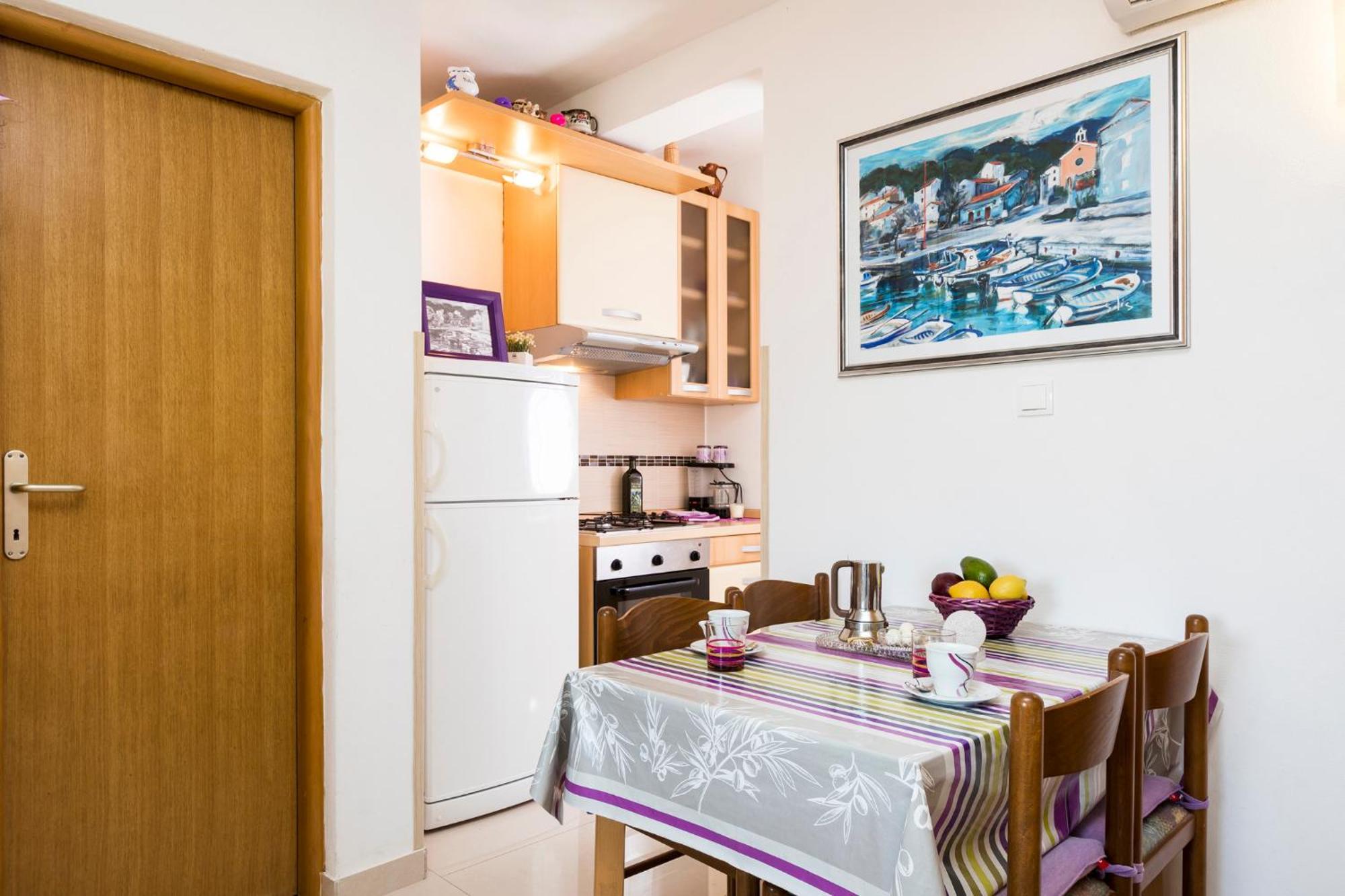 Apartmani I Soba Roberto I Mirjana Валун Экстерьер фото